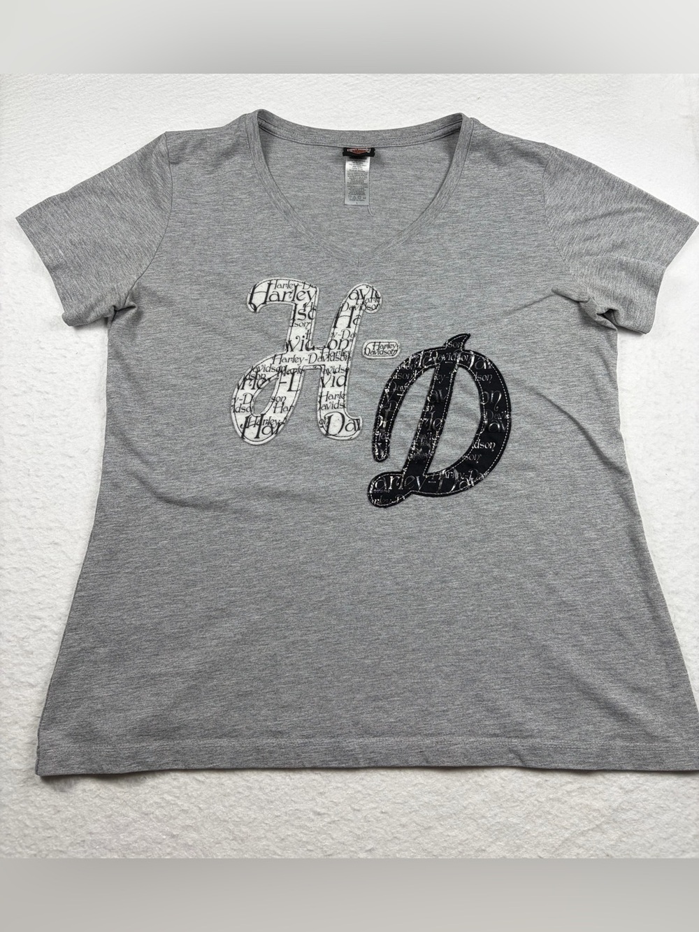 Harley-Davidson Womens Gray V-Neck HD Logo T-Shirt State College PA Large